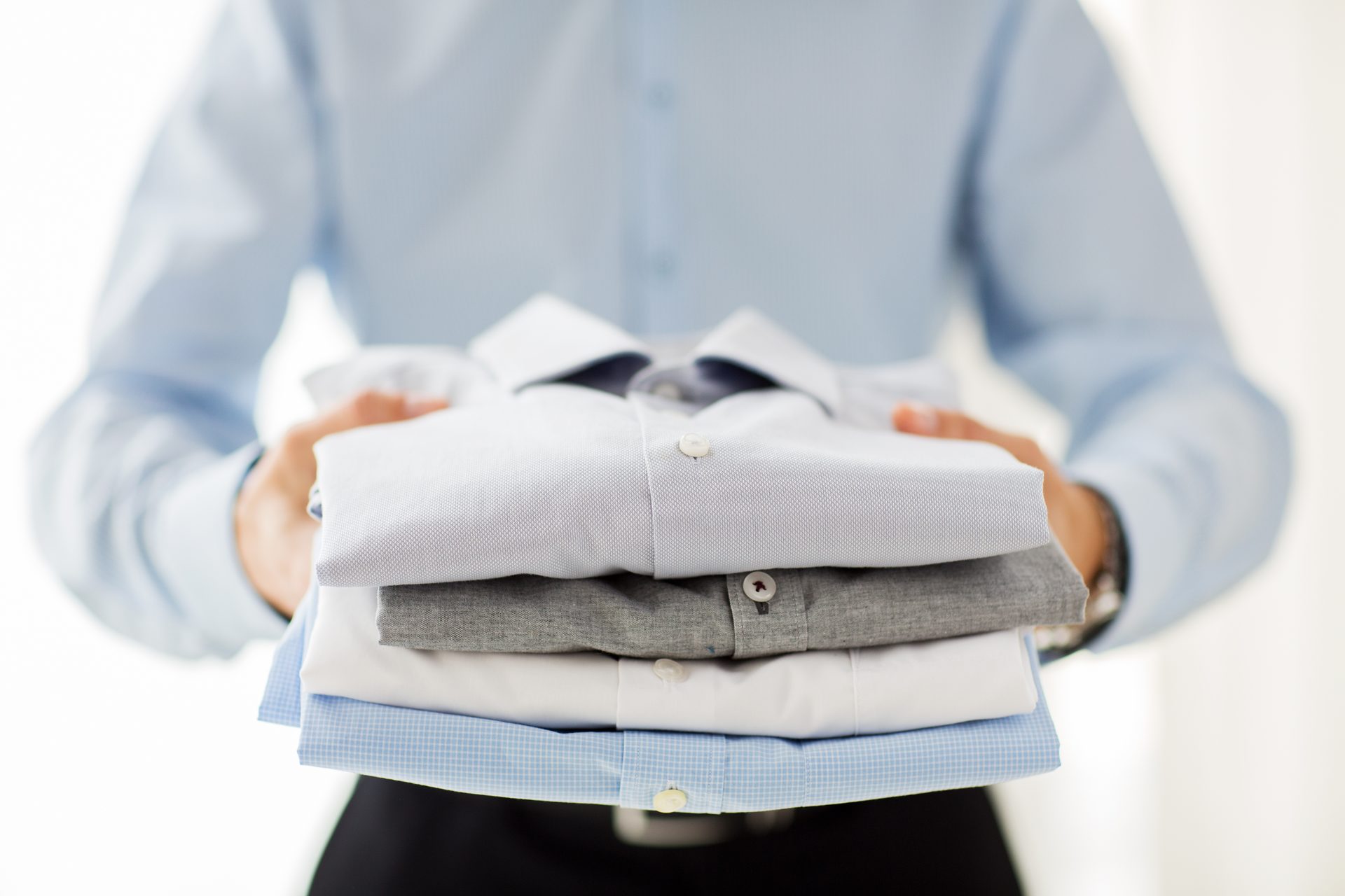 Gefaltete Hemden bei Green Clean Textilreinigung